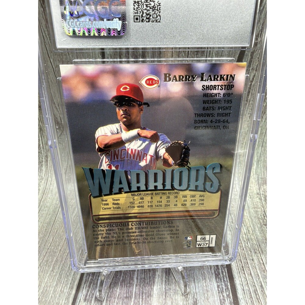 1997 Topps Finest - Common - Bronze Barry Larkin #66 Refractor - Picture 10 of 10